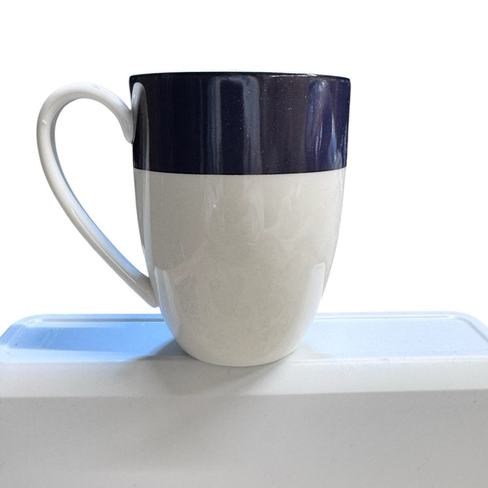 Kate Spade Rutherford Circle Lenox Navy/ White Retired Collectible Ceramic Mug